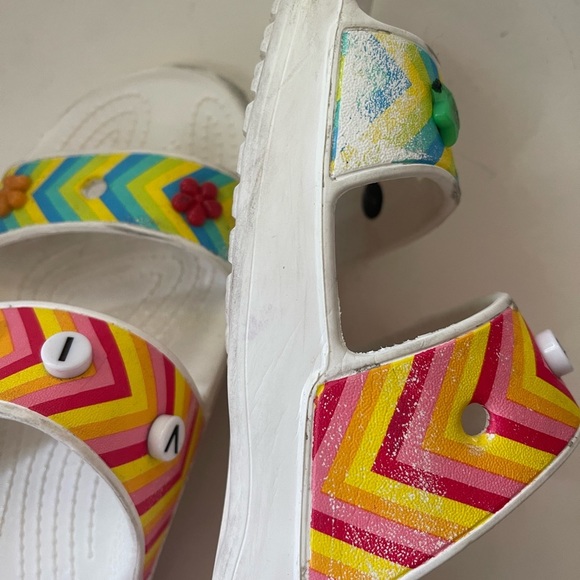 RARE Limited edition crocs vibes festival charm slides white multicolor Sz 8 - Picture 7 of 12